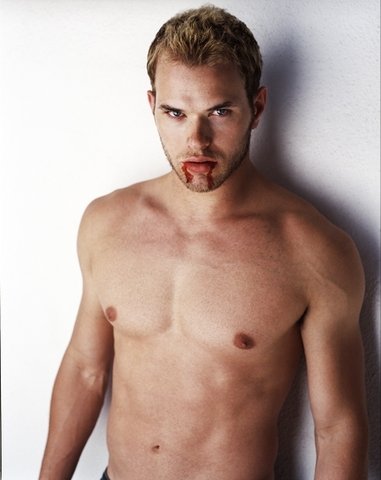 b-Kellan-Lutz-in-VMan-4b3c942a4720.jpg